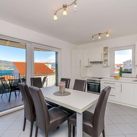 Apartments Mia Trogir Eksteriør billede