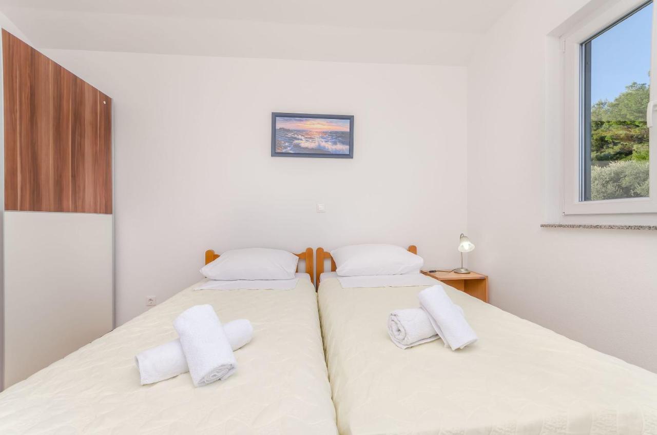 Apartments Mia Trogir Eksteriør billede